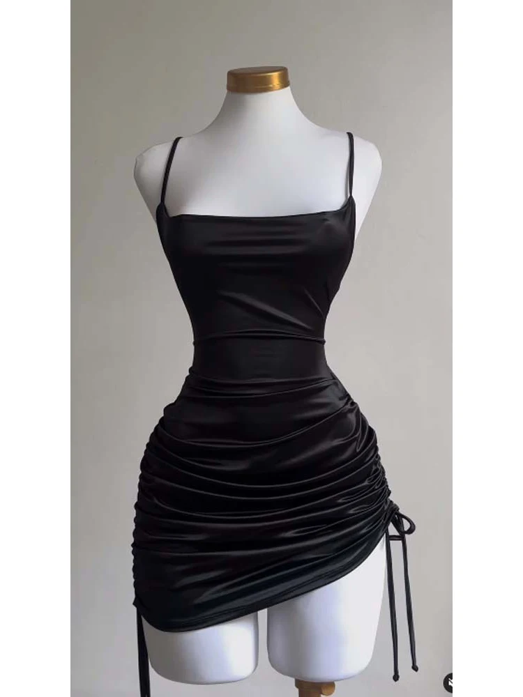Lace-Up Backless Bodycon Dress - Image 3